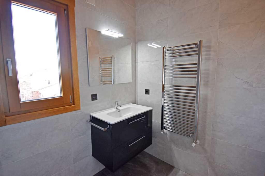 Casa Rural La Cueva Del Agua Fuentetoba Extérieur photo
